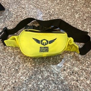 NWOT New Balance Running Fanny pack